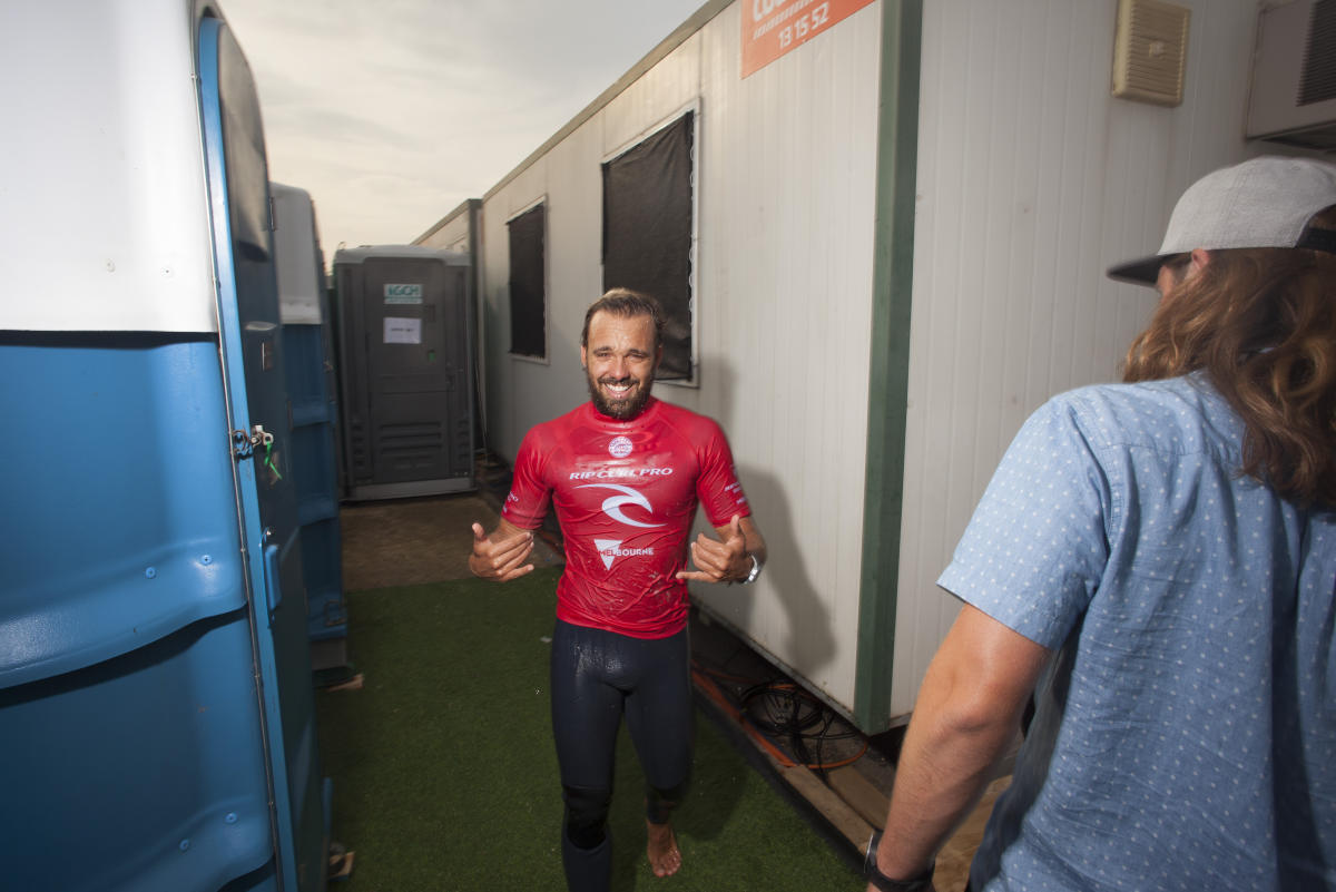 ケリーは優遇されすぎ 19年wslワイルドカードの決定に カイオ イベリが猛抗議 The Surf News サーフニュース