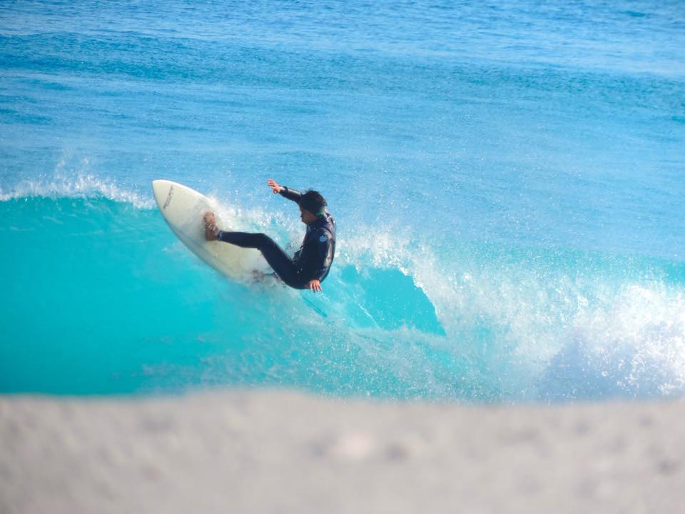 東京から3時間 魅惑のサーフアイランド新島へ サーフィントリップガイド The Surf News サーフニュース