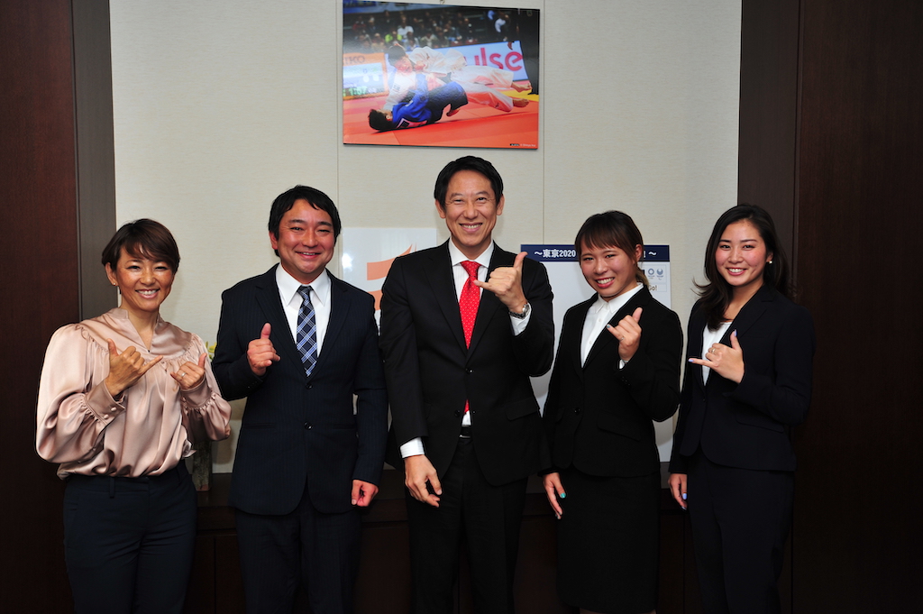 Jpba代表4名がスポーツ庁の鈴木大地長官のもとへ表敬訪問 The Surf News サーフニュース