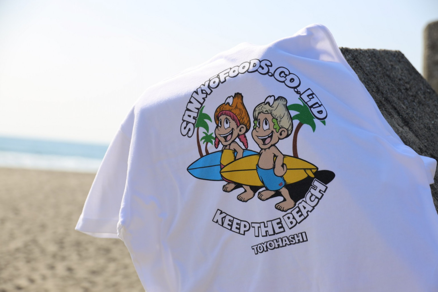 「KEEP THE BEACH」Tシャツ