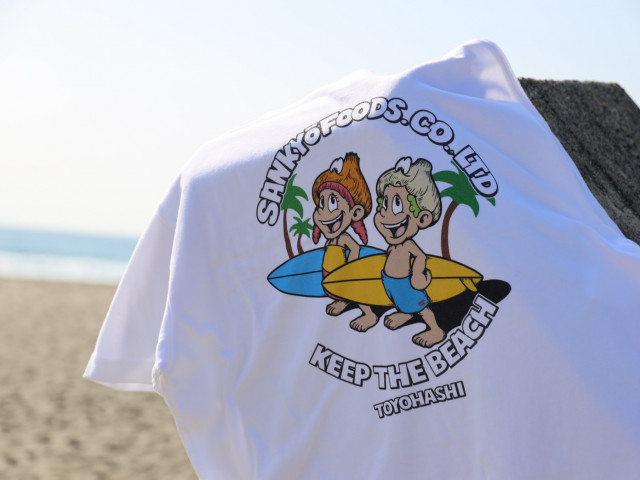 「KEEP THE BEACH」Tシャツ