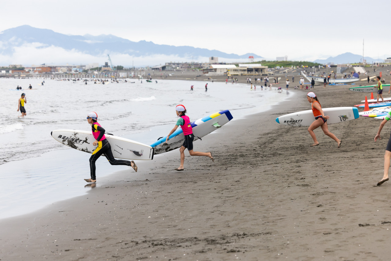 ROTECT THE PLACES WE PLAY 西浜サーフライフセービングクラブ × BILLABONG ~海辺の街のゴミを拾う~ シティクリーン